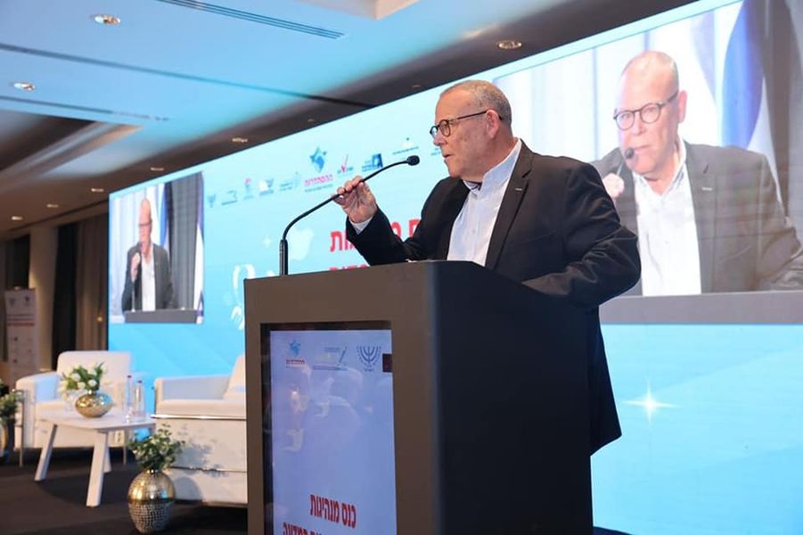 יור ההסתדרות הכללית - ארנון בר דוד יור ההסתדרות הכללית - ארנון בר דוד